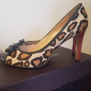 Peep Toe Animal print Heels
